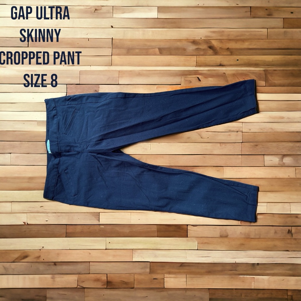 Women’s black gap cropped pants
